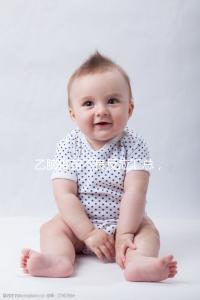 乙腦疫苗不良反應匯總，有發燒嘔吐等副作用時要及時處理